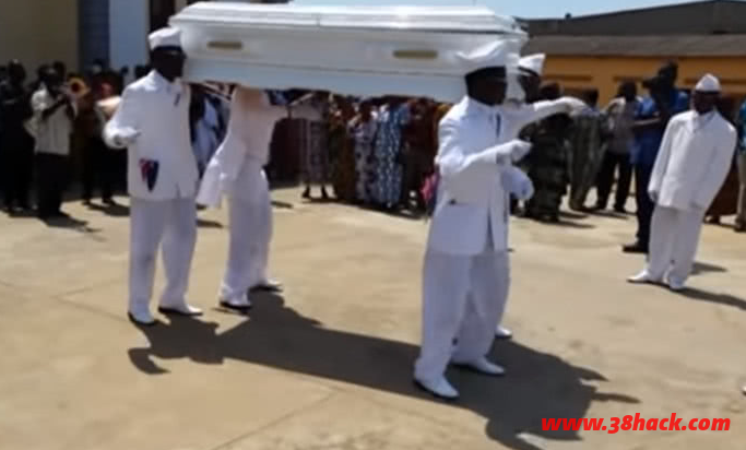 抖音黑人抬棺材是什么意思 黑人抬棺跳舞图片高清分享[多图]图片2